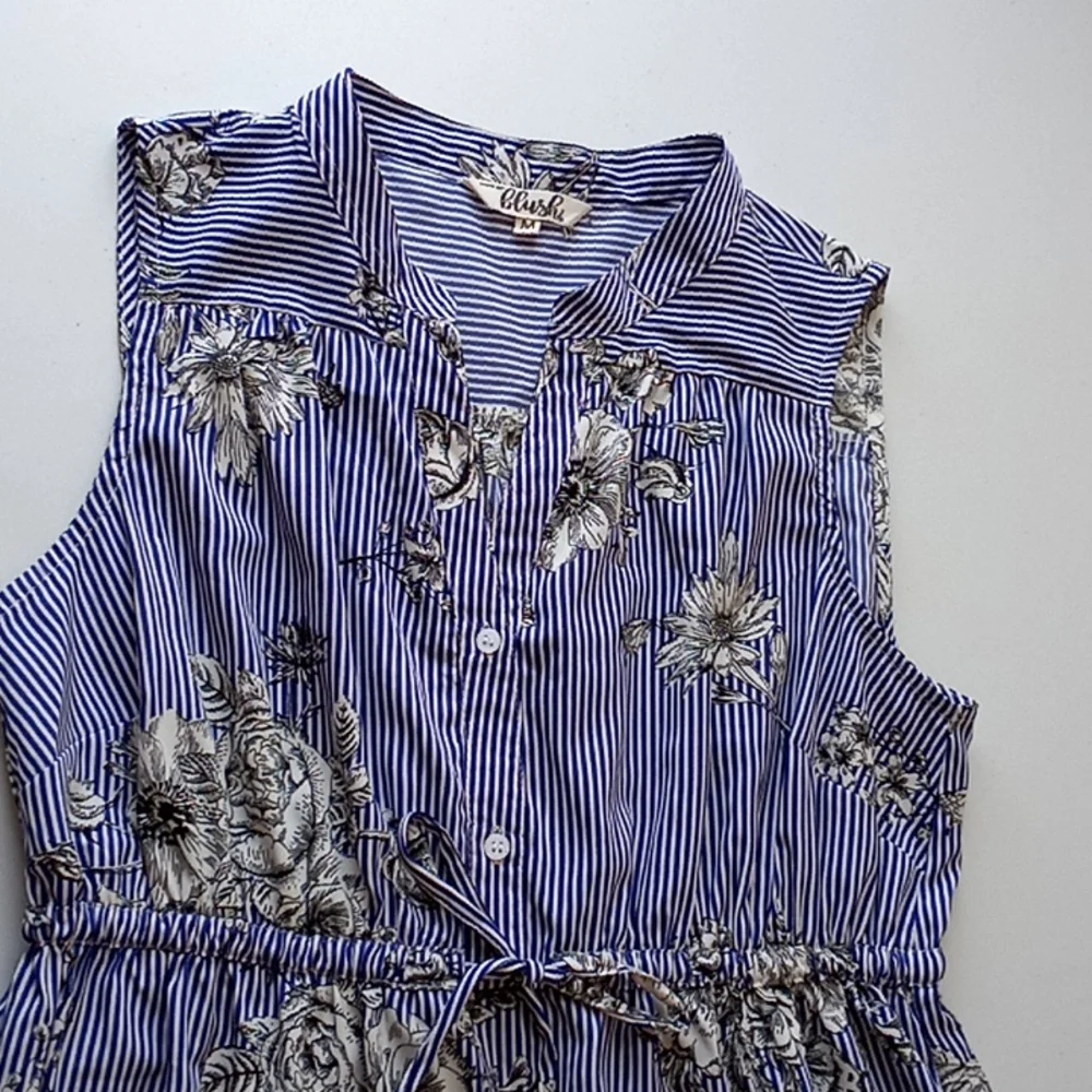A Hint of Blush Blue White Floral Stripe Mini Dress Size M - Picture 10 of 14